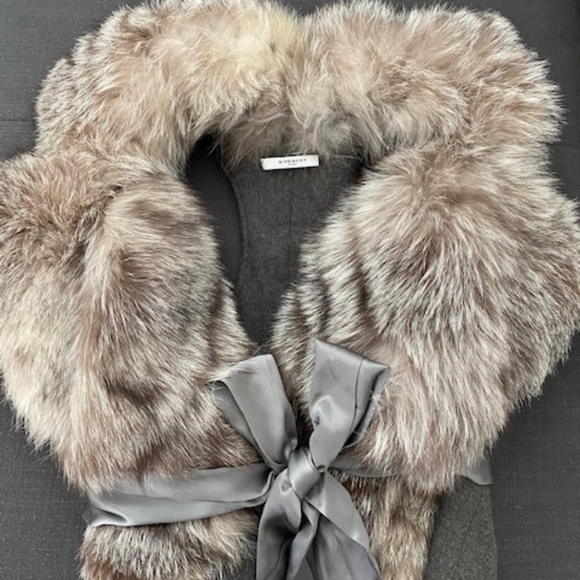 Givenchy Fox Vest - Picture 4 of 4